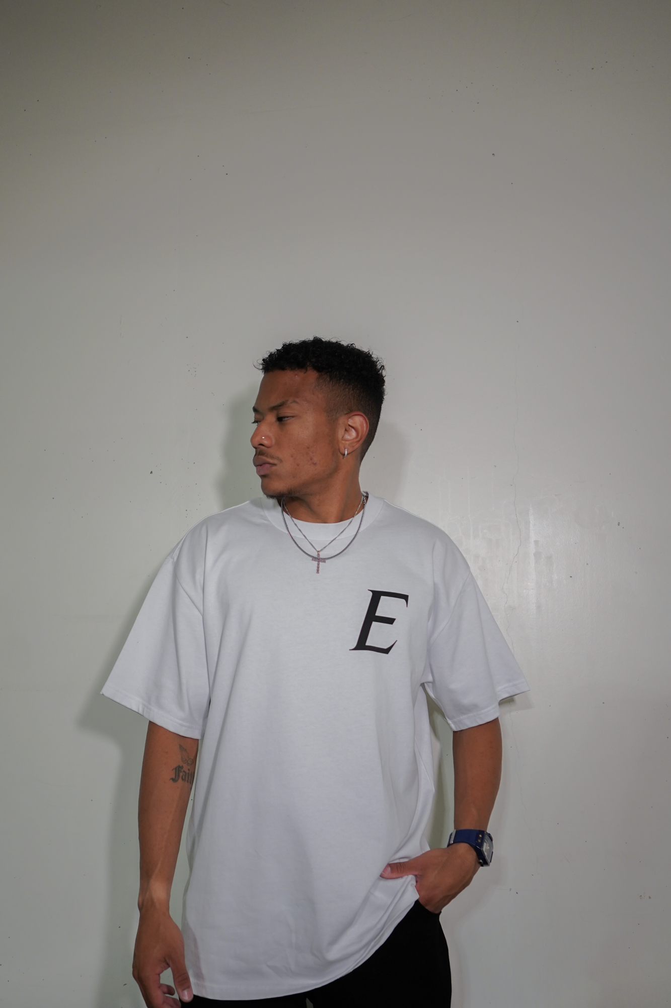 EXCEED - STAPLE TEE (WHITE)
