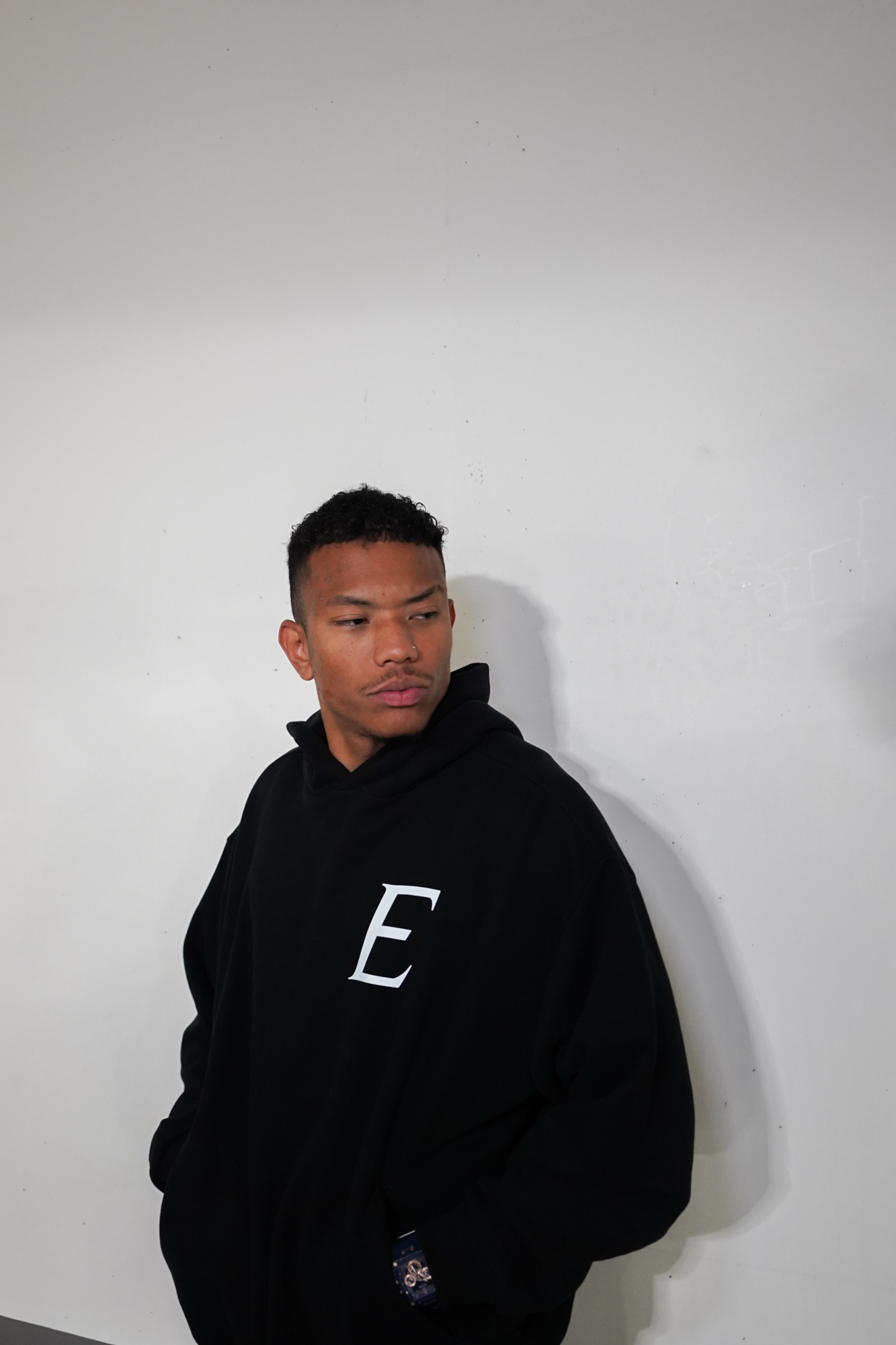 EXCEED - STAPLE HOODIE (BLACK)