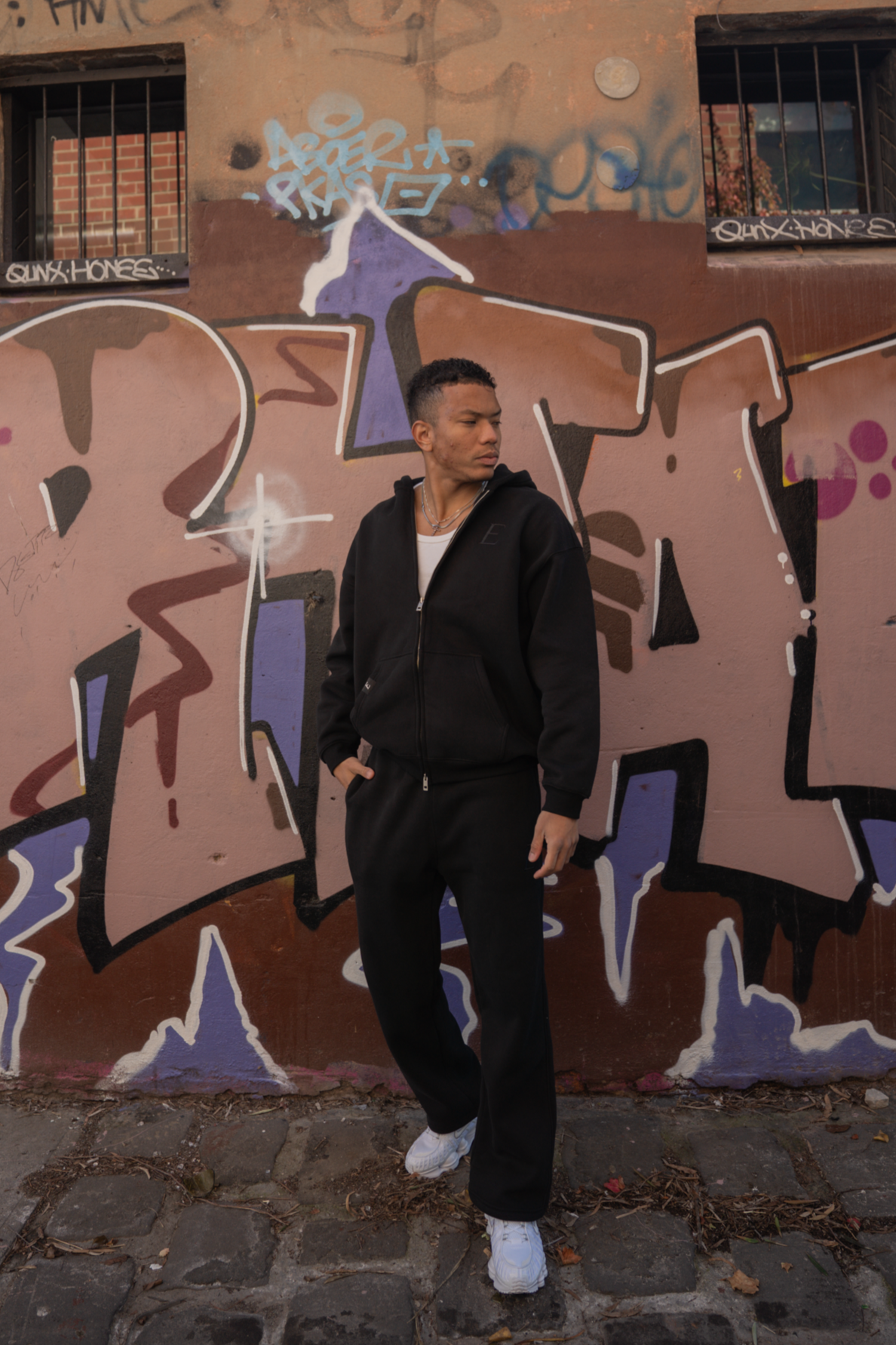 EXCEED - ZIP HOODIE BLACK