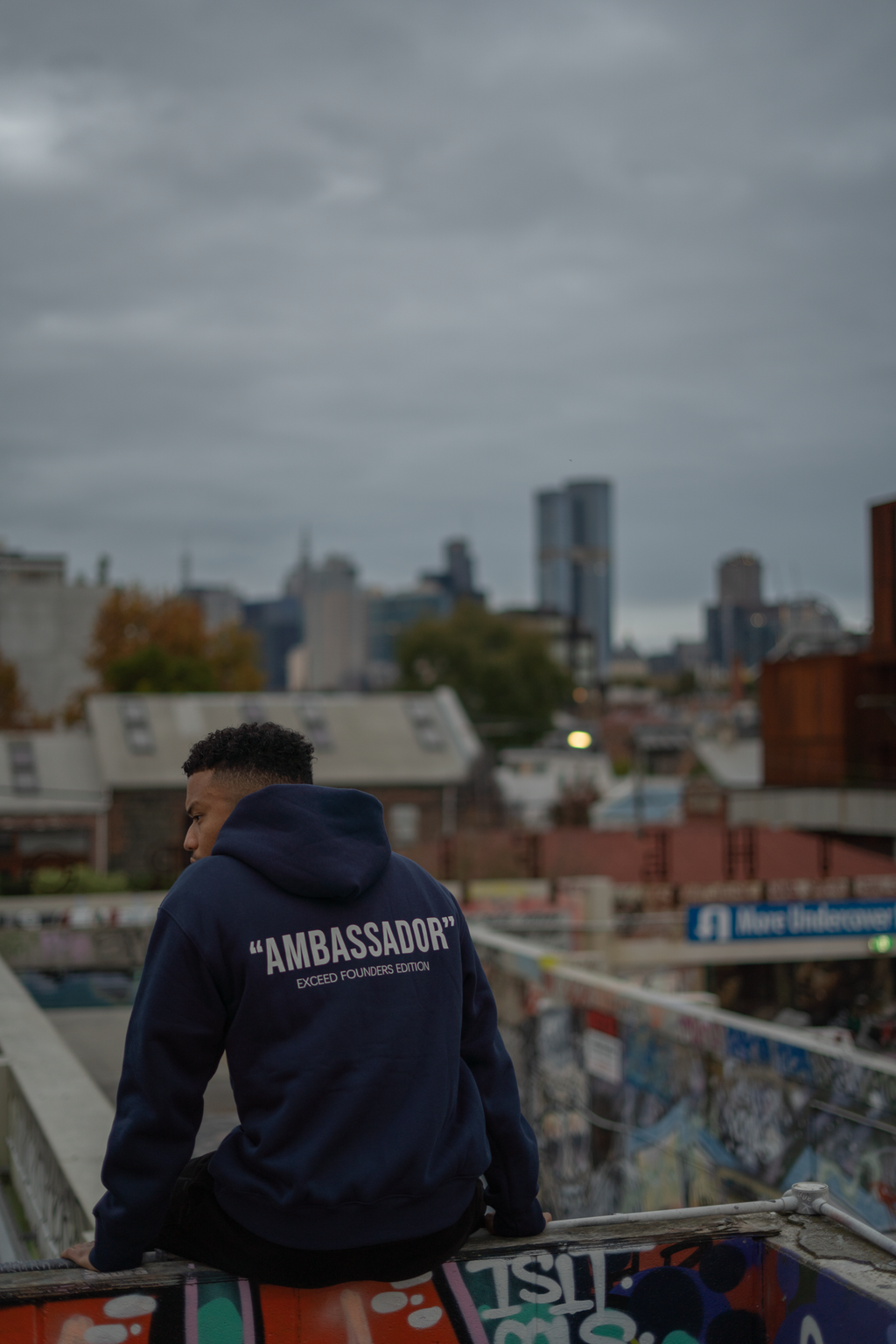 EXCEED - "AMBASSADOR" HOODIE NAVY