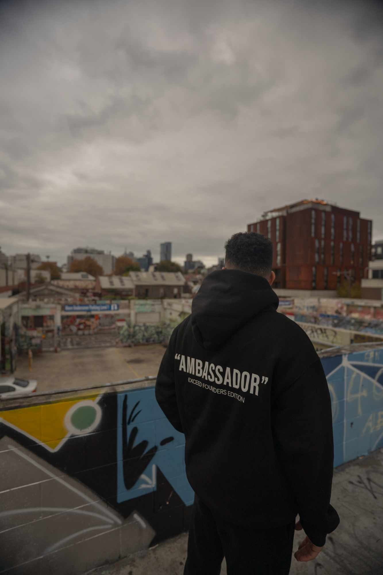 EXCEED - "AMBASSADOR" HOODIE BLACK